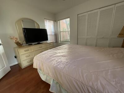 5570 Royal Lake Circle, Boynton Beach, FL 33437