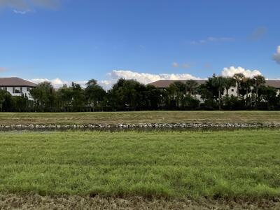 5570 Royal Lake Circle, Boynton Beach, FL 33437