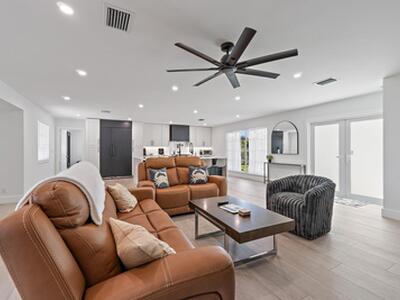 4193 Hyacinth Circle N, Palm Beach Gardens, FL 33410