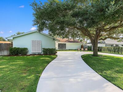 4193 Hyacinth Circle N, Palm Beach Gardens, FL 33410