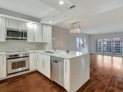 2871 N Ocean Boulevard