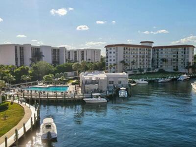 2871 N Ocean Boulevard, Boca Raton, FL 33431