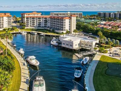 2871 N Ocean Boulevard, Boca Raton, FL 33431