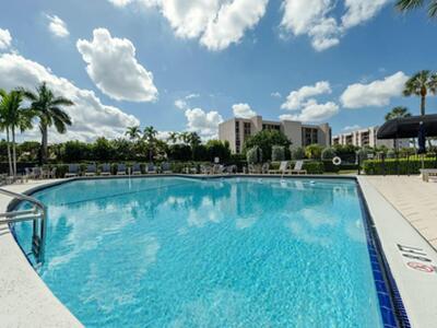 2871 N Ocean Boulevard, Boca Raton, FL 33431