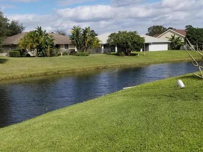 14507 Larkspur Lane, Wellington, FL 33414