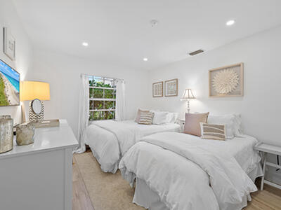 15 Commodore Place, Palm Beach Gardens, FL 33418