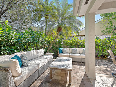 15 Commodore Place, Palm Beach Gardens, FL 33418