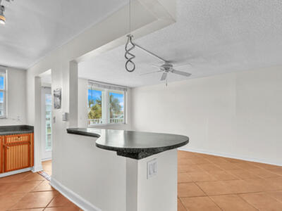 104 Paradise Harbour Boulevard, North Palm Beach, FL 33408