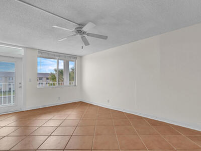 104 Paradise Harbour Boulevard, North Palm Beach, FL 33408