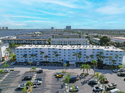 104 Paradise Harbour Boulevard, North Palm Beach, FL 33408