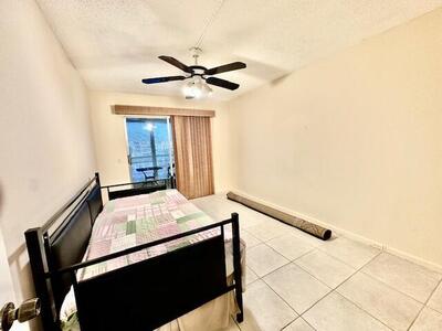 3032 Hythe B, Boca Raton, FL 33434