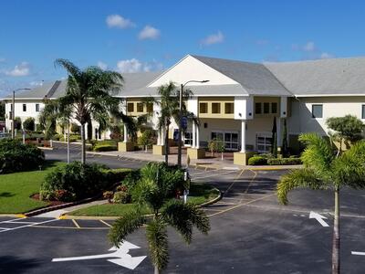 89 Canterbury D, West Palm Beach, FL 33417