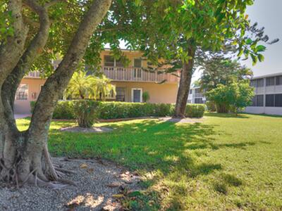 89 Canterbury D, West Palm Beach, FL 33417