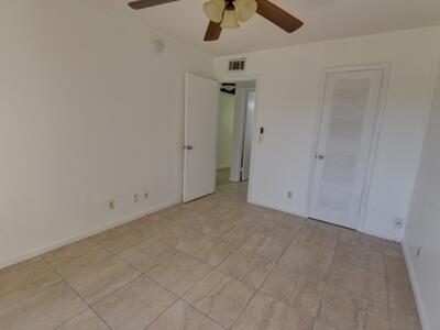 89 Canterbury D, West Palm Beach, FL 33417