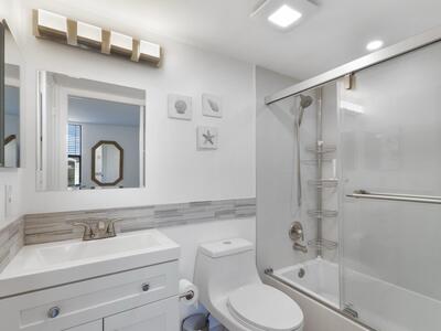 955 Egret Circle, Delray Beach, FL 33444