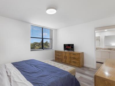 955 Egret Circle, Delray Beach, FL 33444