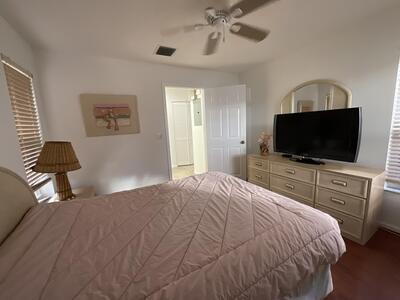 5570 Royal Lake Circle, Boynton Beach, FL 33437