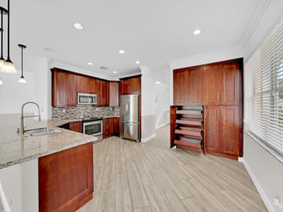 5878 Bay Hill Circle, Lake Worth, FL 33463