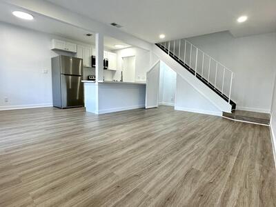 906 E Tiffany Drive, West Palm Beach, FL 33407