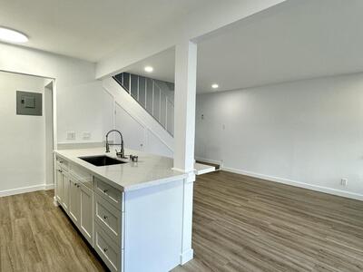 906 E Tiffany Drive, West Palm Beach, FL 33407