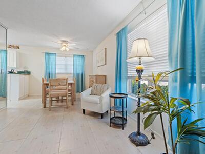 14 Lake Vista Trail, Port Saint Lucie, FL 34952