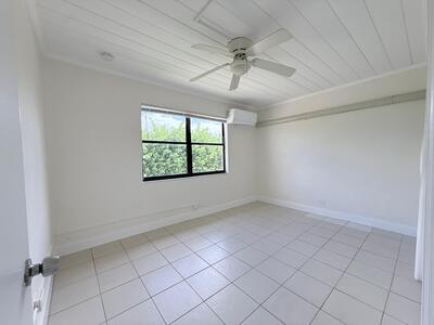 1409 W 33rd Street, Riviera Beach, FL 33404