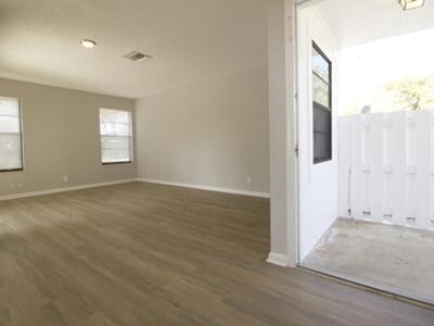 9220 Roan Lane, West Palm Beach, FL 33403