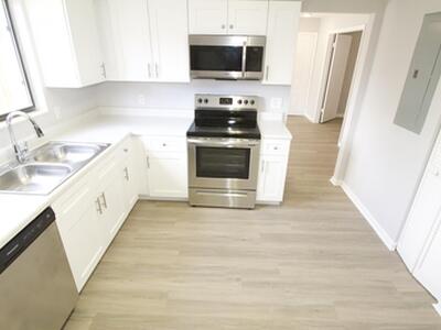 9220 Roan Lane, West Palm Beach, FL 33403