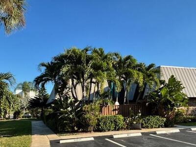 1420 Ocean Way, Jupiter, FL 33477