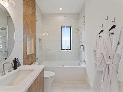 West Palm Beach, FL 33407