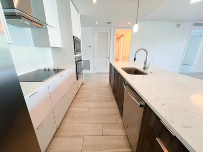 1 S Palmway, Lake Worth Beach, FL 33460