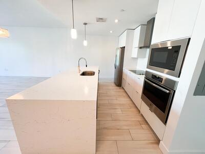 1 S Palmway, Lake Worth Beach, FL 33460