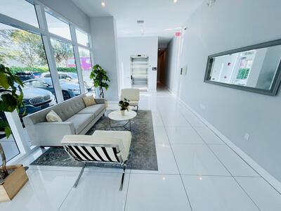 1 S Palmway, Lake Worth Beach, FL 33460