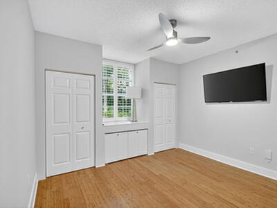 780 S Sapodilla Avenue, West Palm Beach, FL 33401