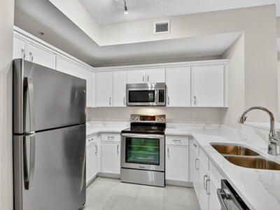 780 S Sapodilla Avenue, West Palm Beach, FL 33401