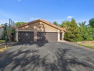 5434 NW 87th Terrace