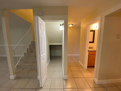 2800 Georgia Avenue, West Palm Beach, FL 33405