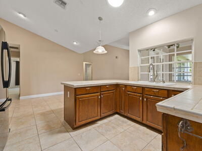 1465 SE Westmoreland Boulevard, Port Saint Lucie, FL 34952