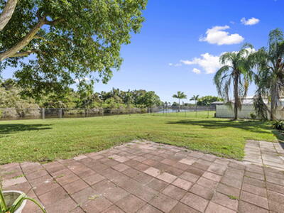 1465 SE Westmoreland Boulevard, Port Saint Lucie, FL 34952