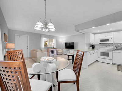 646 Flanders N, Delray Beach, FL 33484