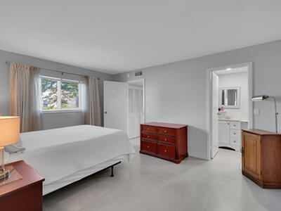 646 Flanders N, Delray Beach, FL 33484