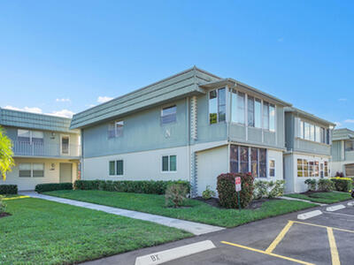 646 Flanders N, Delray Beach, FL 33484