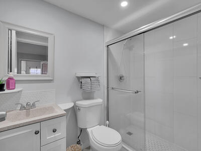 646 Flanders N, Delray Beach, FL 33484