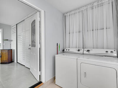 646 Flanders N, Delray Beach, FL 33484