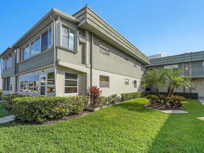 646 Flanders N, Delray Beach, FL 33484