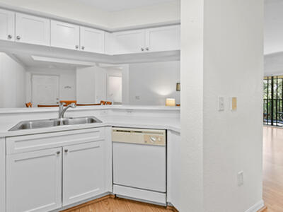 2727 Anzio Court, Palm Beach Gardens, FL 33410