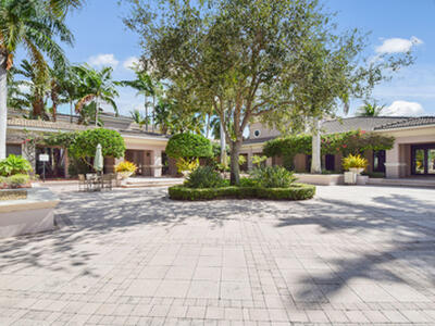 2727 Anzio Court, Palm Beach Gardens, FL 33410