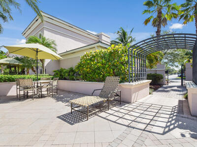 2727 Anzio Court, Palm Beach Gardens, FL 33410