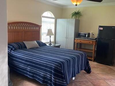 13617 54th Lane N, West Palm Beach, FL 33411