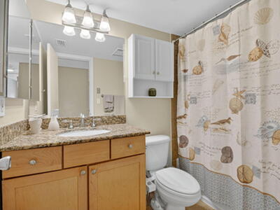 451 Greensward Lane, Delray Beach, FL 33445